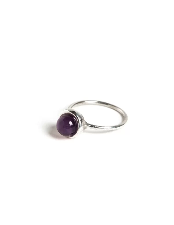 NÍCOLI ANILLO PLATEADO ESFERA PEQUEÑO AMATISTA< Anillos