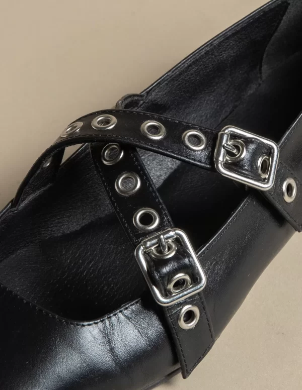 NÍCOLI BAILARINA NEGRA DOBLE HEBILLA< Zapatos
