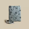 bandolera_flor_hoja_azul_0.webp NÍCOLI BANDOLERA FLOR HOJA AZUL< Bolsos | Bolsos Y Bandoleras