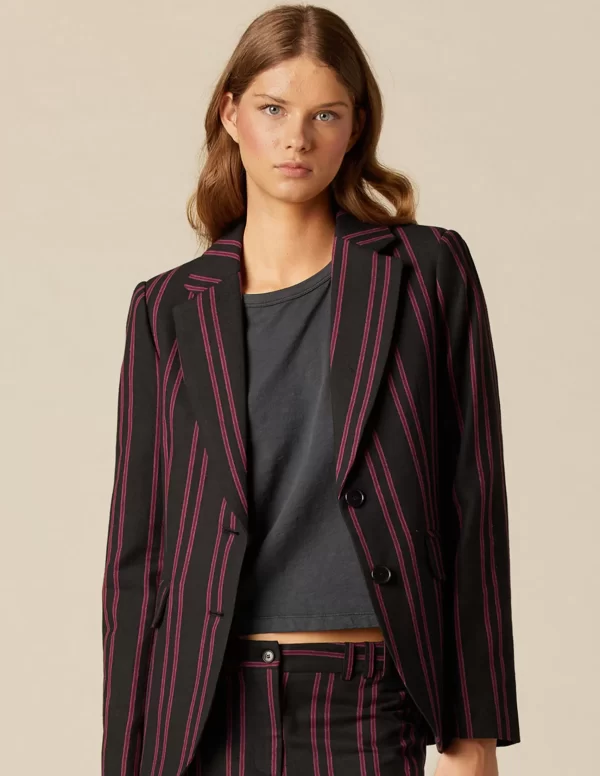 NÍCOLI BLAZER NEGRO RAYA< Blazers
