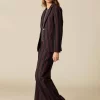 NÍCOLI BLAZER NEGRO RAYA< Blazers
