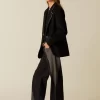 NÍCOLI BLAZER NEGRO TACHUELAS PLATEADAS< Blazers