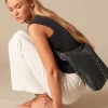 bolso_gr_serraje_azul_tac_2.webp NÍCOLI BOLSO GR SERRAJE AZUL TACHAS< Bolsos