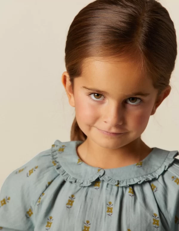 NÍCOLI CAMISA AZUL FLOR PEQUEÑA< Camisas