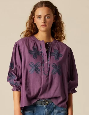 NÍCOLI CAMISA MORA BORDADO FLOR< Camisas