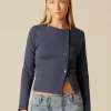 camiseta_botones_laterale_0.webp NÍCOLI CAMISETA BOTONES LATERALES AZUL< Camisetas