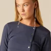 camiseta_botones_laterale_2.webp NÍCOLI CAMISETA BOTONES LATERALES AZUL< Camisetas