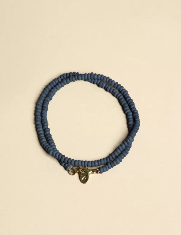 NÍCOLI COLLAR CORTO MADERA AZUL< Collares | Collares