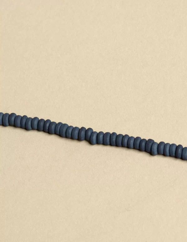 NÍCOLI COLLAR CORTO MADERA AZUL< Collares | Collares