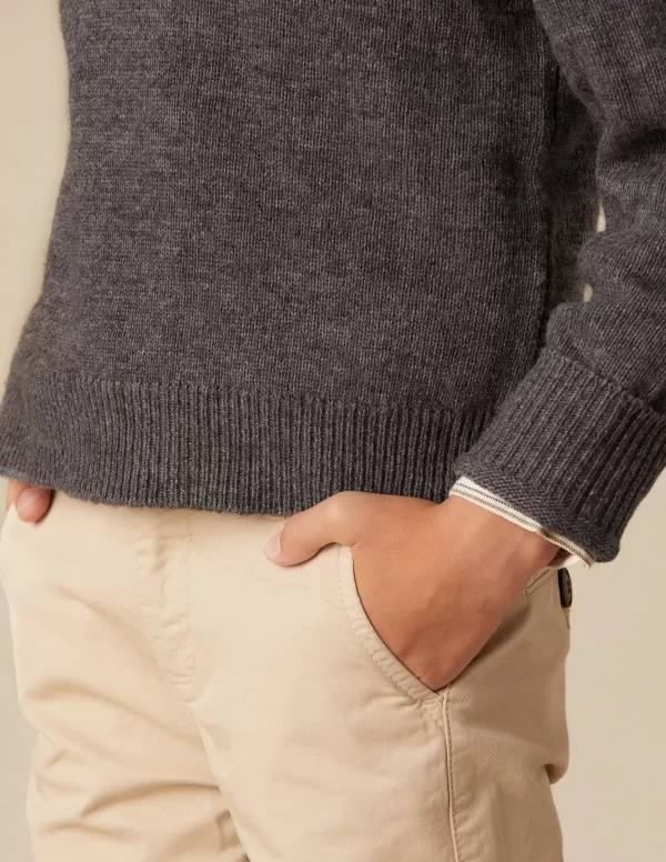 pantaln_chino_largo_arena_2.webp NÍCOLI PANTALÓN CHINO LARGO< Pantalones