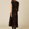 NÍCOLI TOP FLOR TULLE NEGRO< Tops