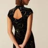NÍCOLI VESTIDO TERCIOPELO FLOR AZUL/DORADO< Vestidos